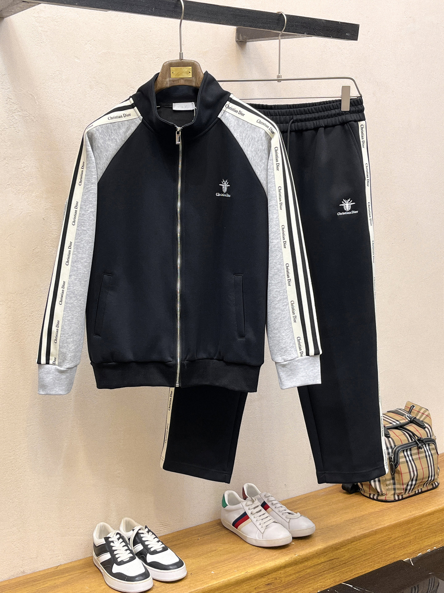 気ランキング第1位 クリスチャンディオール 上下服 セットアップ メンズ