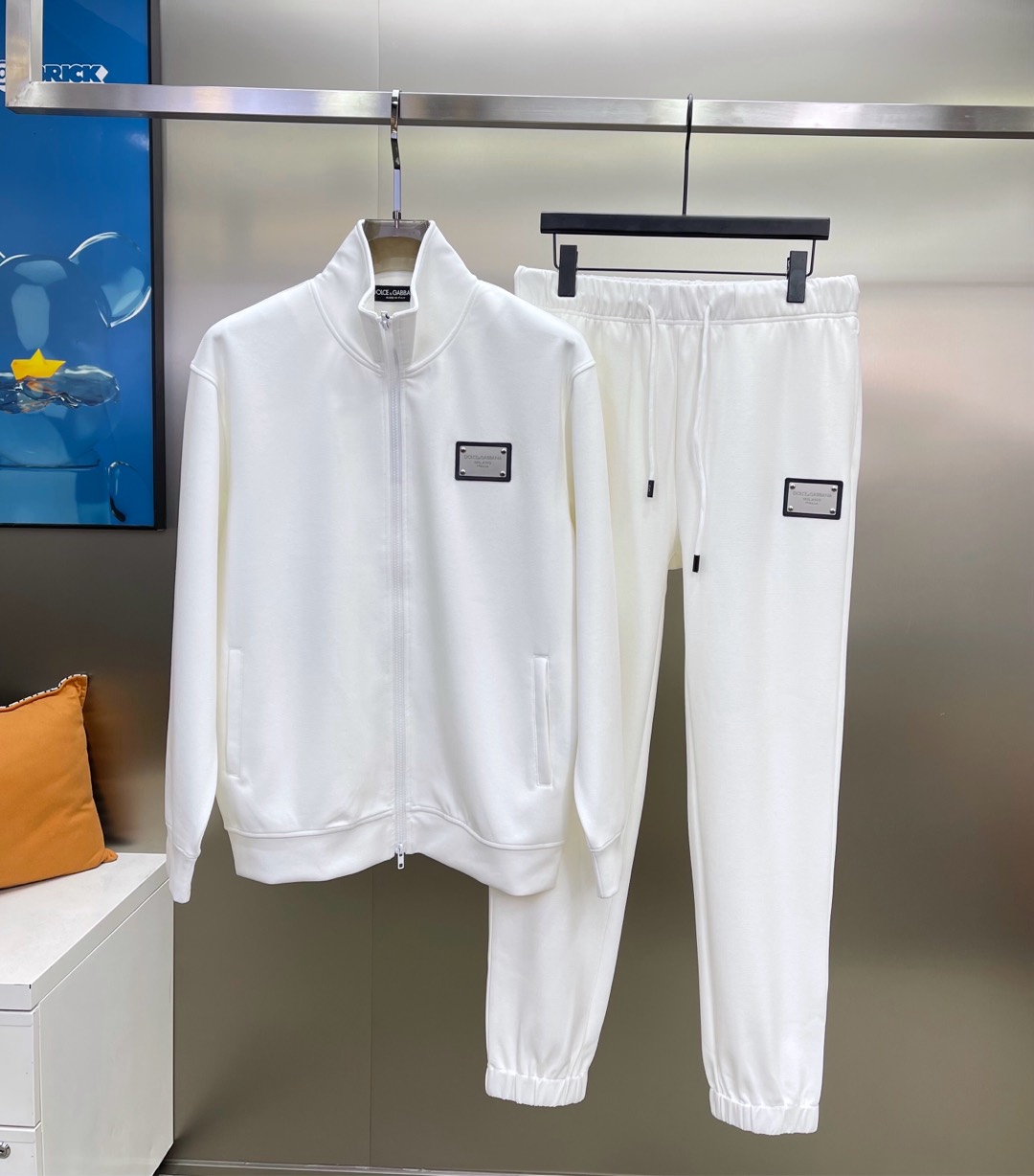 秋冬服 人気商品入荷 ドルチェ&ガッバーナ 上下服 セットアップ  メンズ