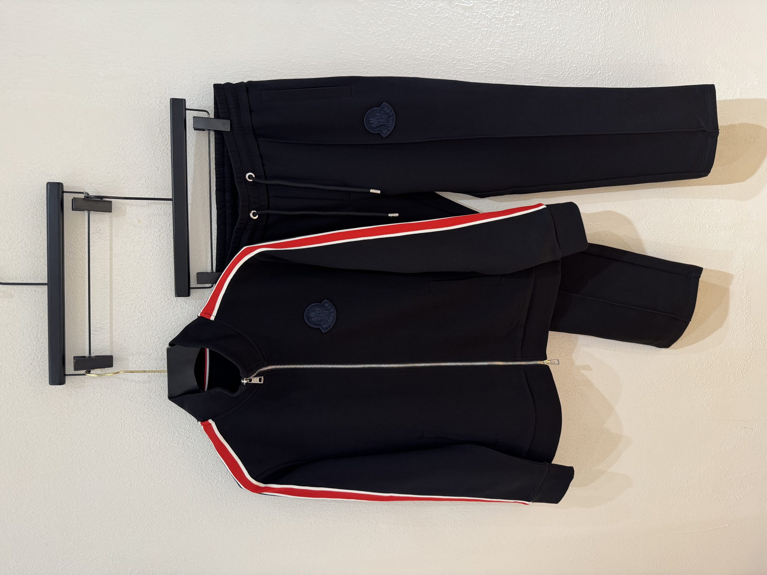 秋冬服 人気商品入荷 モンクレール 上下服 セットアップ  メンズ