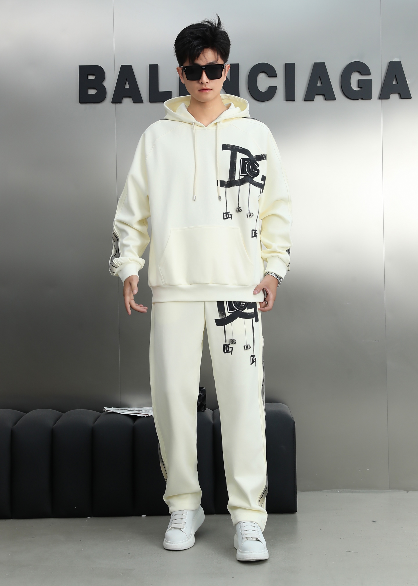 秋冬服 人気商品入荷 ドルチェ&ガッバーナ 上下服 セットアップ  メンズ