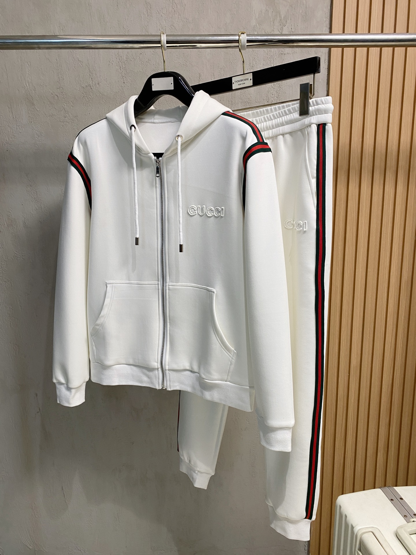 25秋冬服 人気商品入荷 グッチ スウェット セットアップ  メンズ