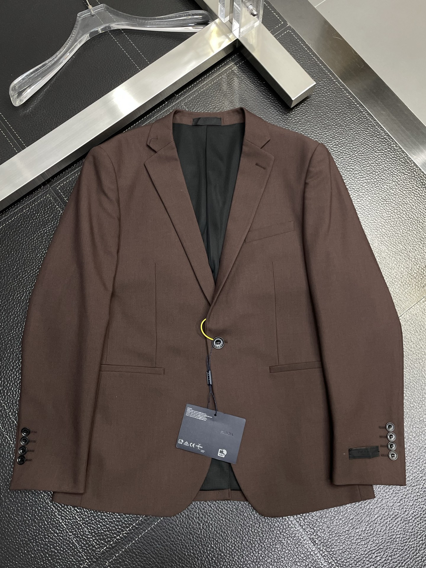 秋冬服 人気商品入荷 プラダ 上下服 作業服上下セット