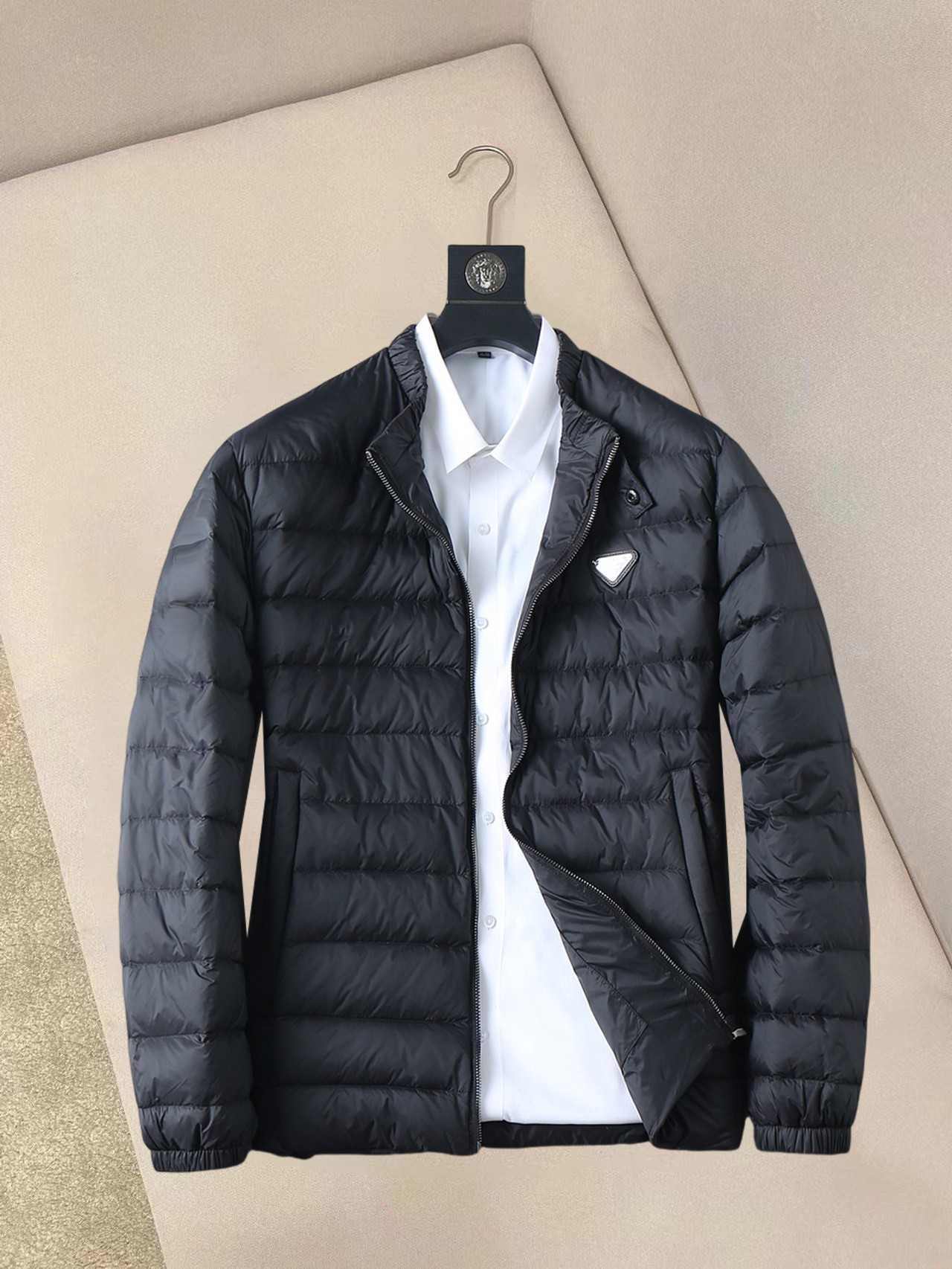 25ss秋冬暖か服 プラダ ダウンジャケット 綿入りジャケット