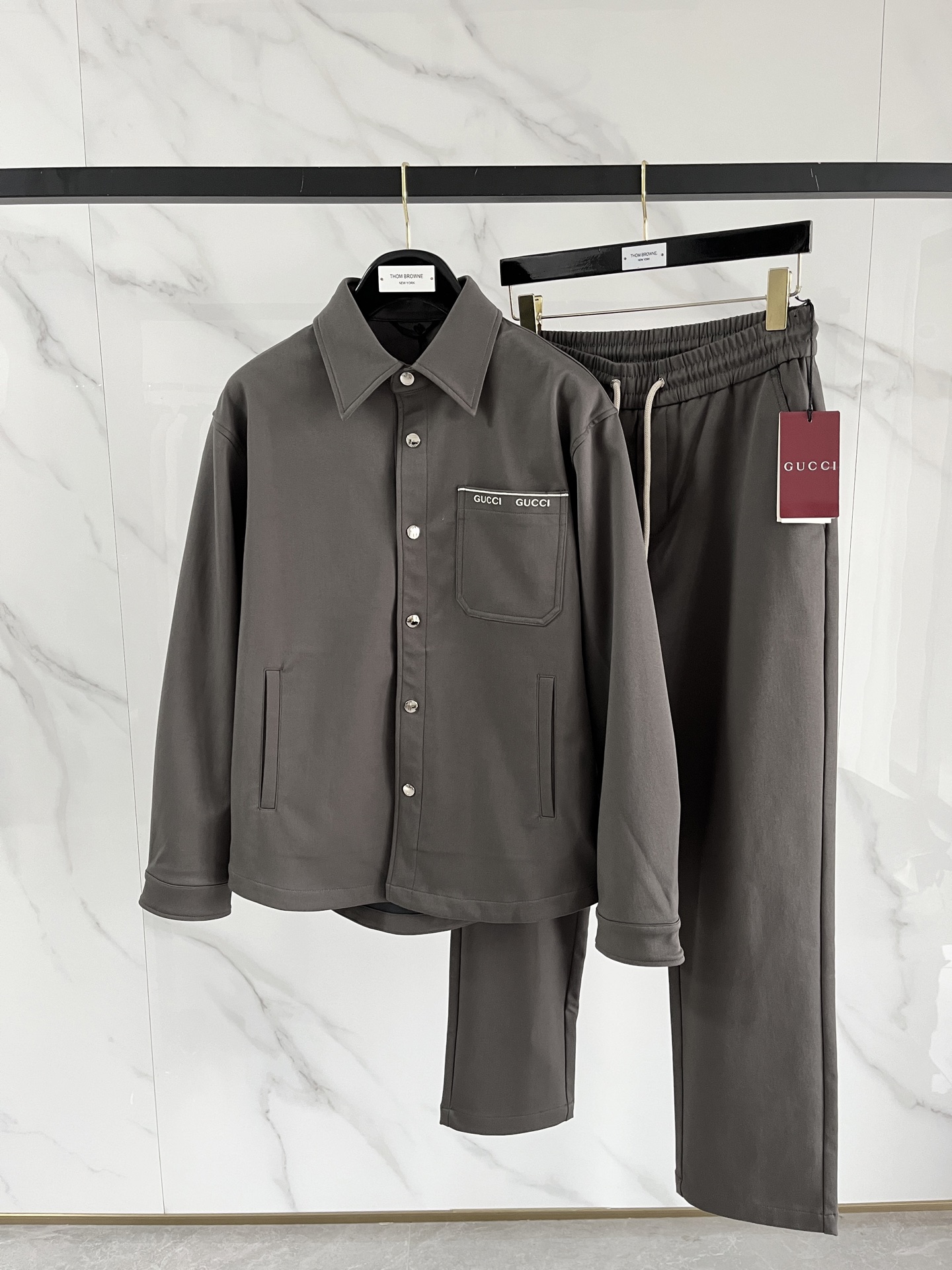 秋冬服 人気商品入荷 グッチ 上下服 セットアップ  メンズ