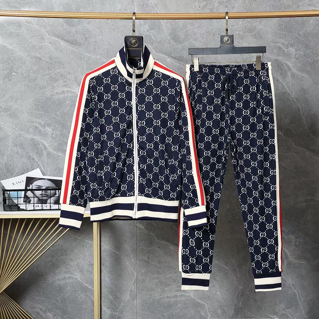 秋冬服 人気商品入荷 グッチ 上下服 防寒 セット  メンズ