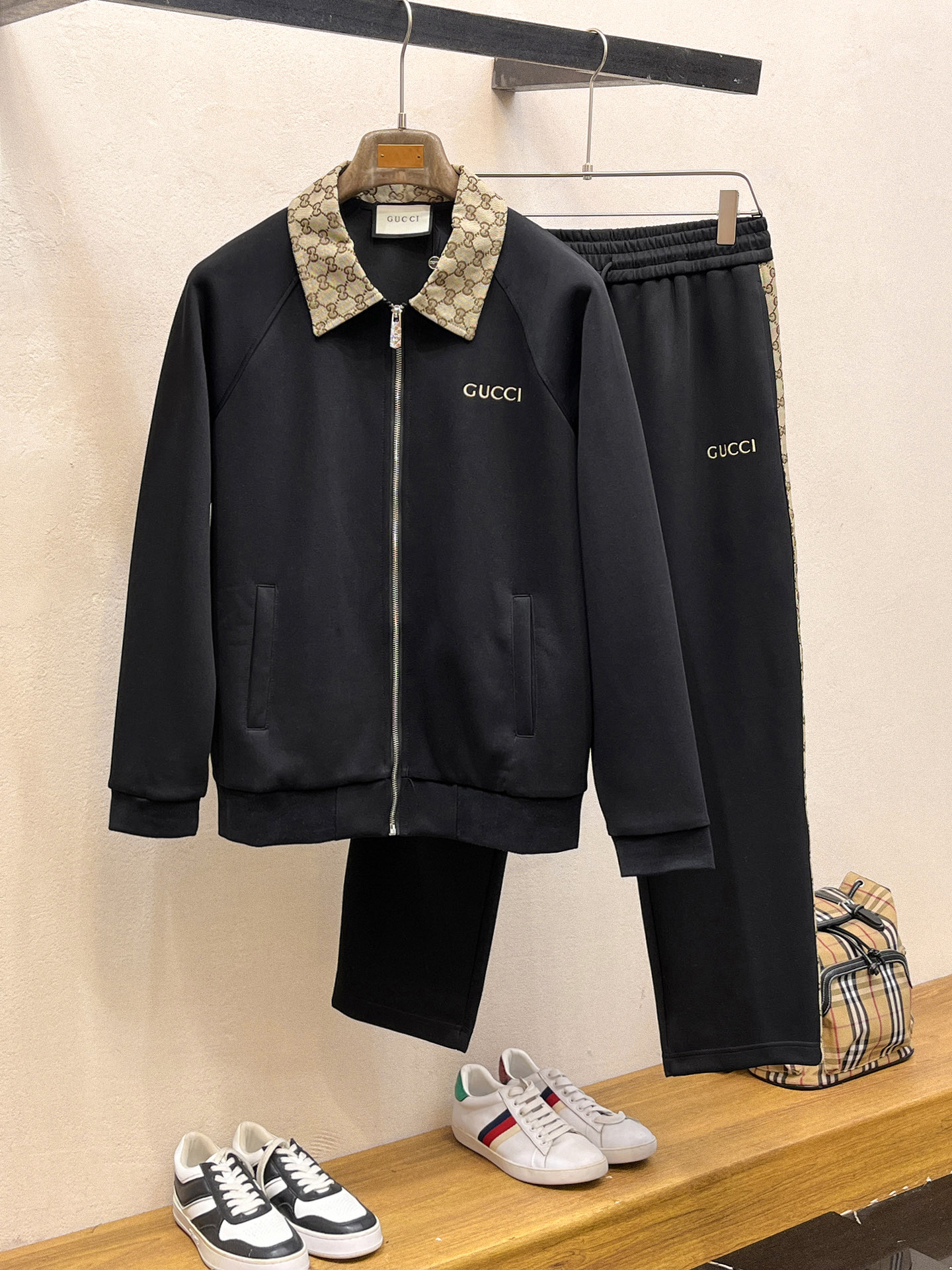 秋冬服 人気商品入荷 グッチ 上下服 セットアップ メンズ