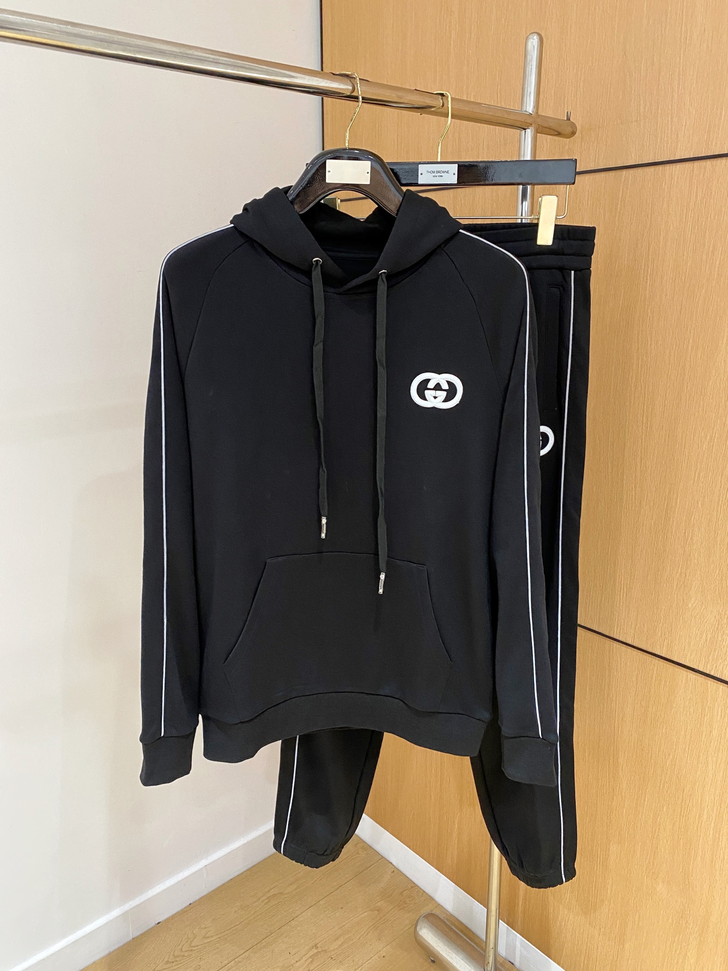 25秋冬服 人気商品入荷 グッチ スウェット セットアップ メンズ