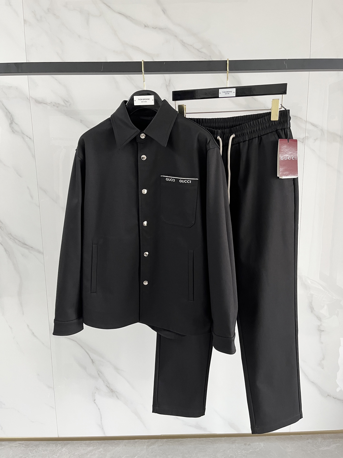 秋冬服 人気商品入荷 グッチ 上下服 セットアップ  メンズ