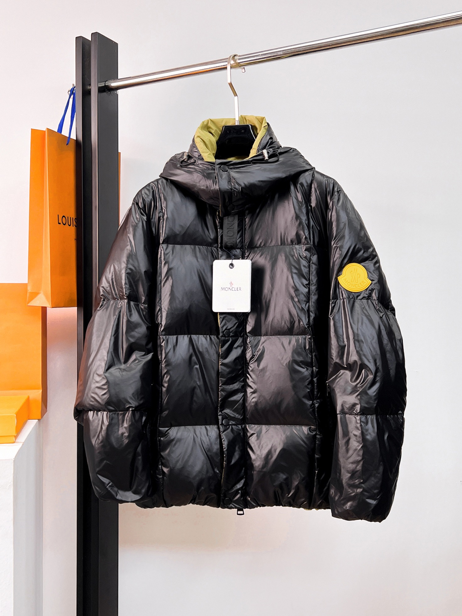25秋冬暖か服 モンクレール ダウンジャケットアウター メンズ