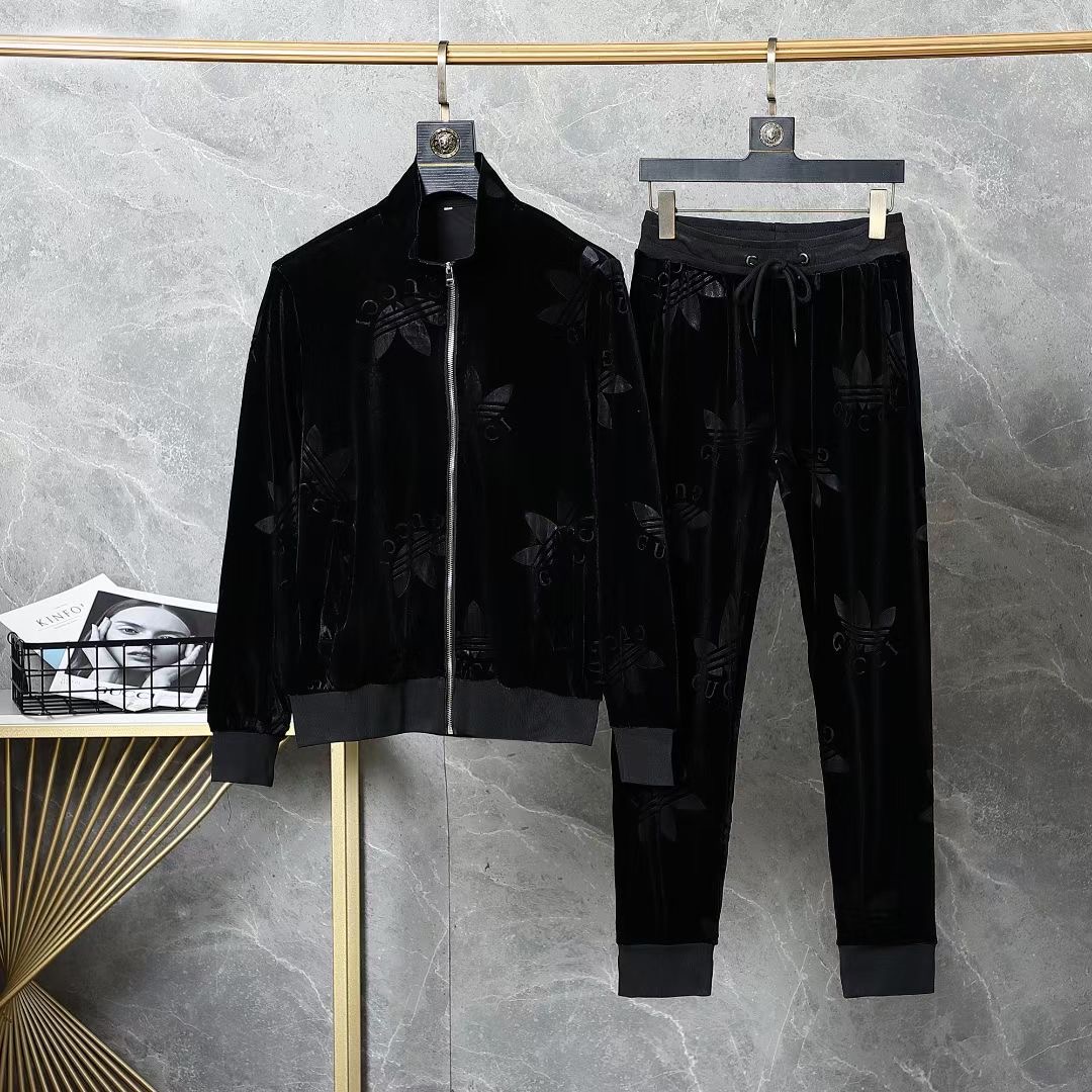 秋冬服 人気商品入荷 グッチ 上下服 セットアップ  メンズ