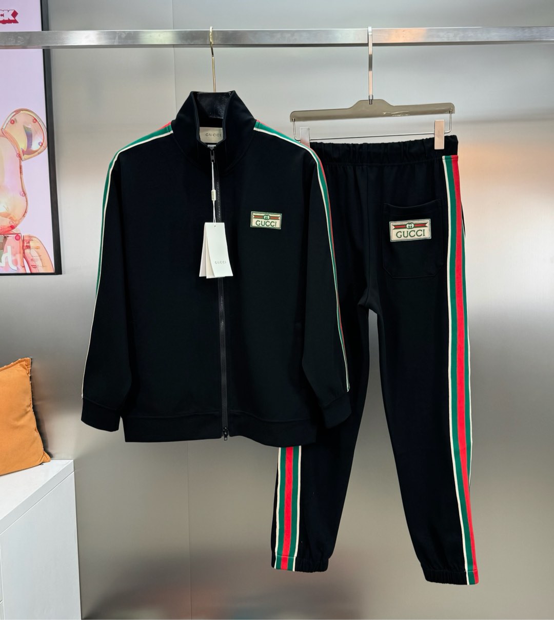 秋冬服 人気商品入荷 グッチ 上下服 セットアップ  メンズ