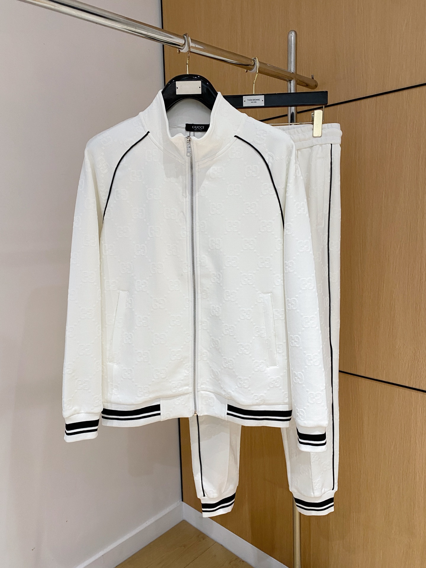25秋冬服 人気商品入荷 グッチ スウェット セットアップ メンズ