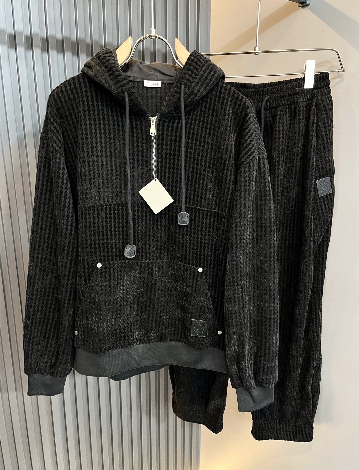 秋冬服 人気商品入荷 ロエベ 上下服 セットアップ? 男女兼着