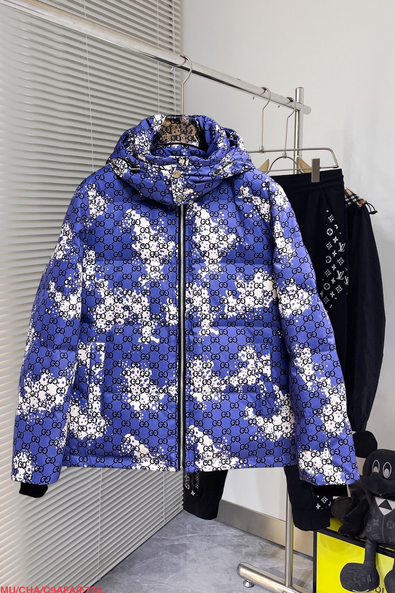 25SS秋冬暖か服 グッチ ダウンジャケット アウター 男女兼着
