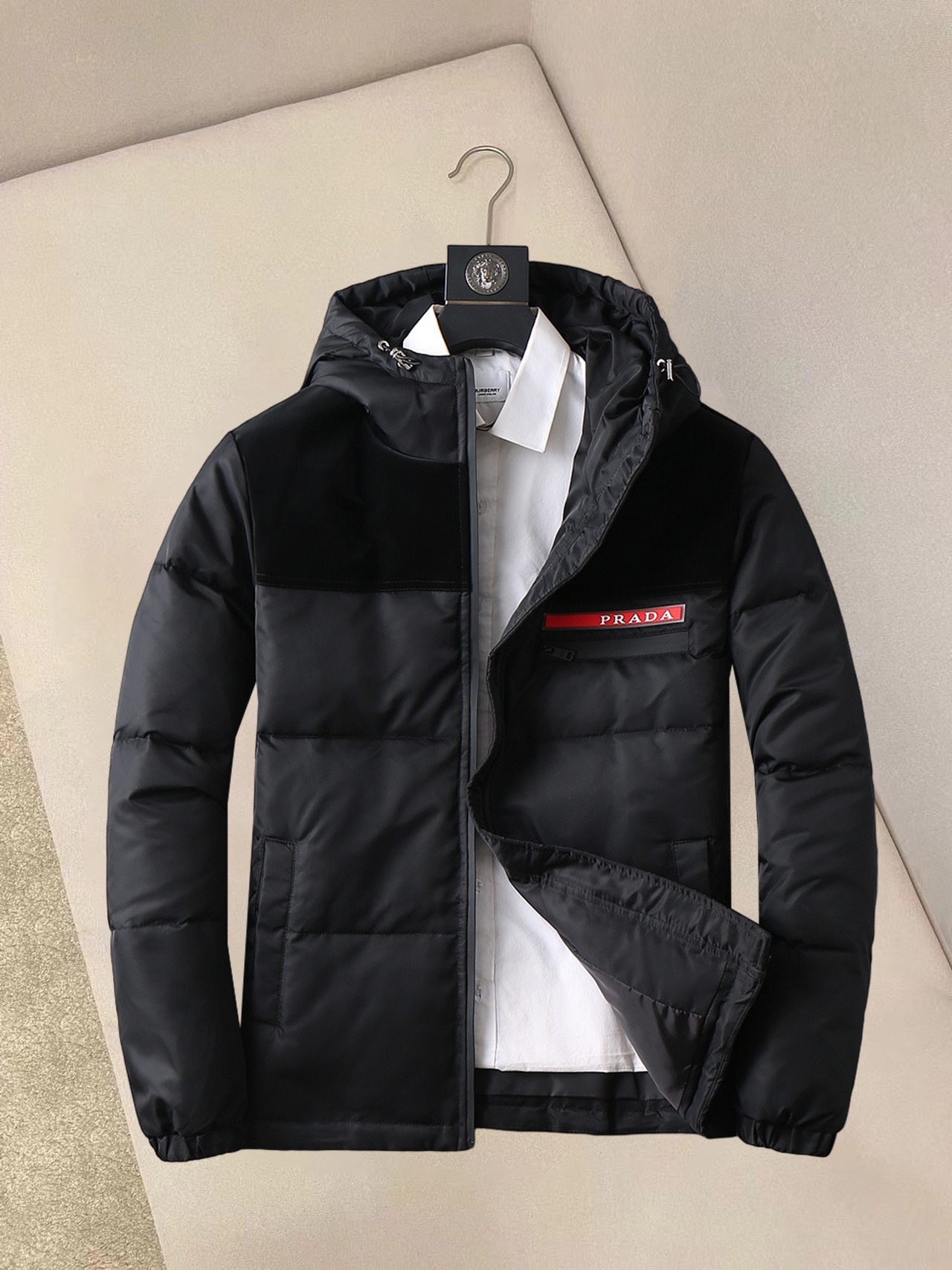 25ss秋冬暖か服 プラダ ダウンジャケット アウター  メンズ