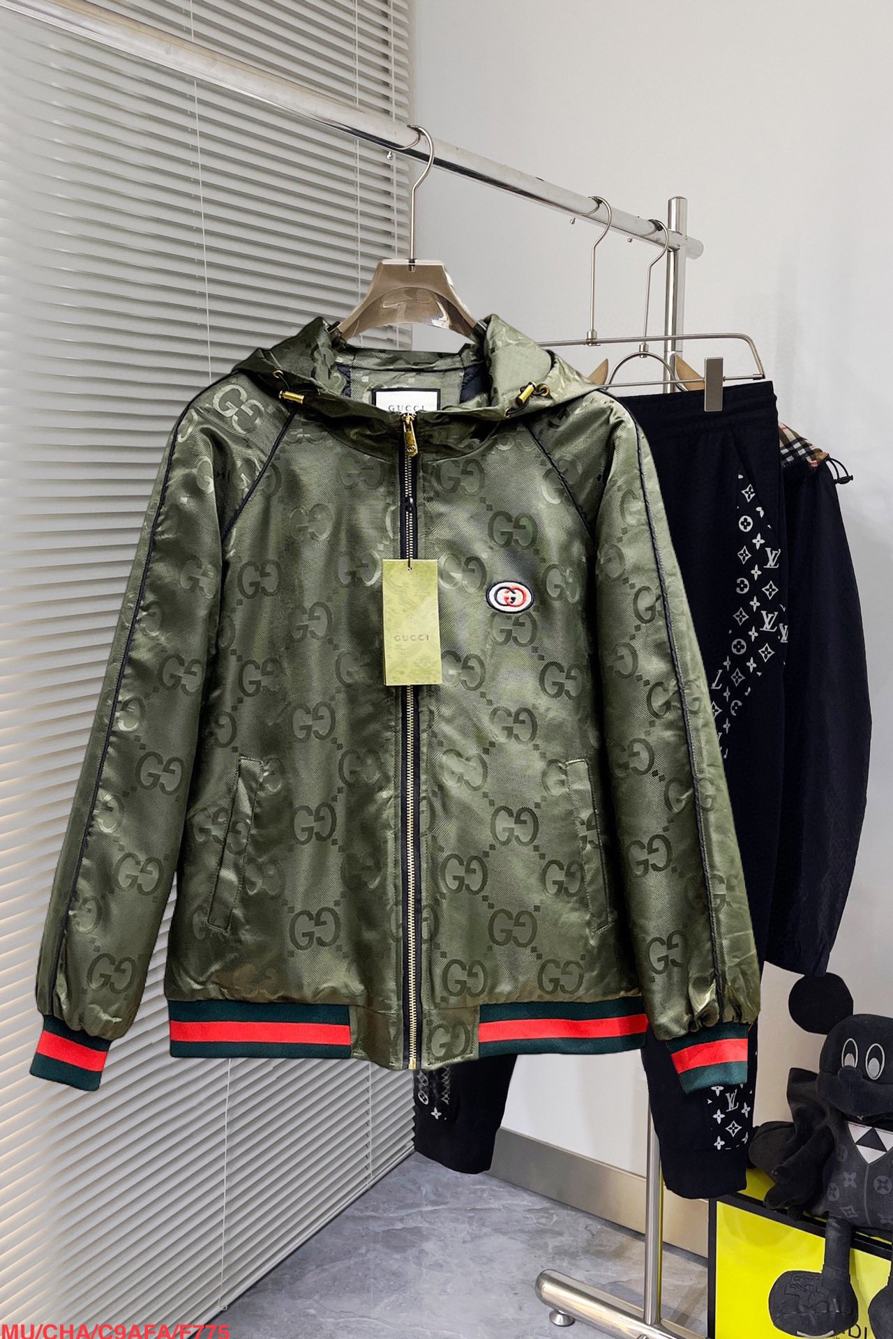 秋冬暖か服 グッチ ダウンジャケット 綿入りジャケット