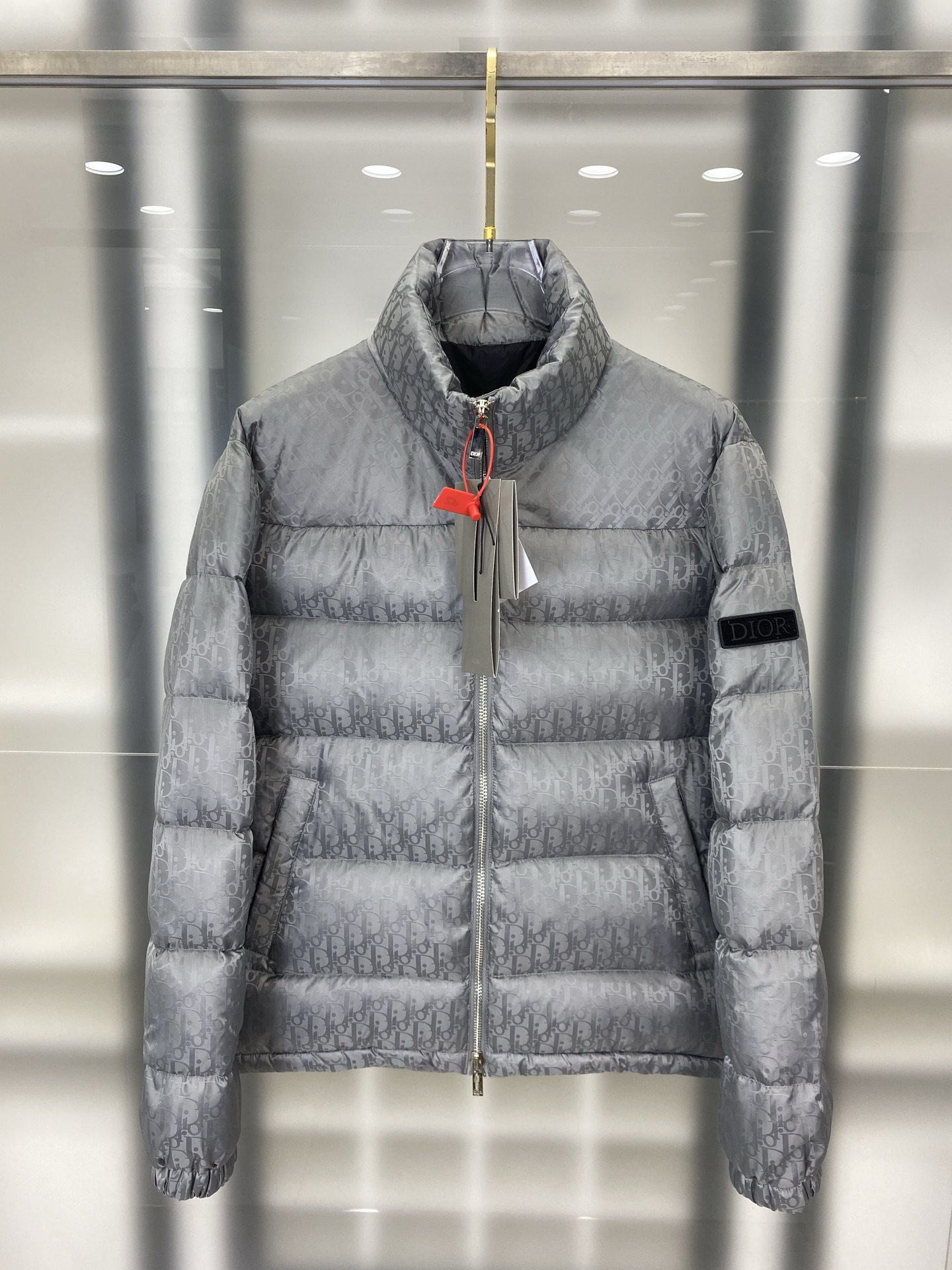 25秋冬暖か服 クリスチャンディオール ダウンジャケット アウター