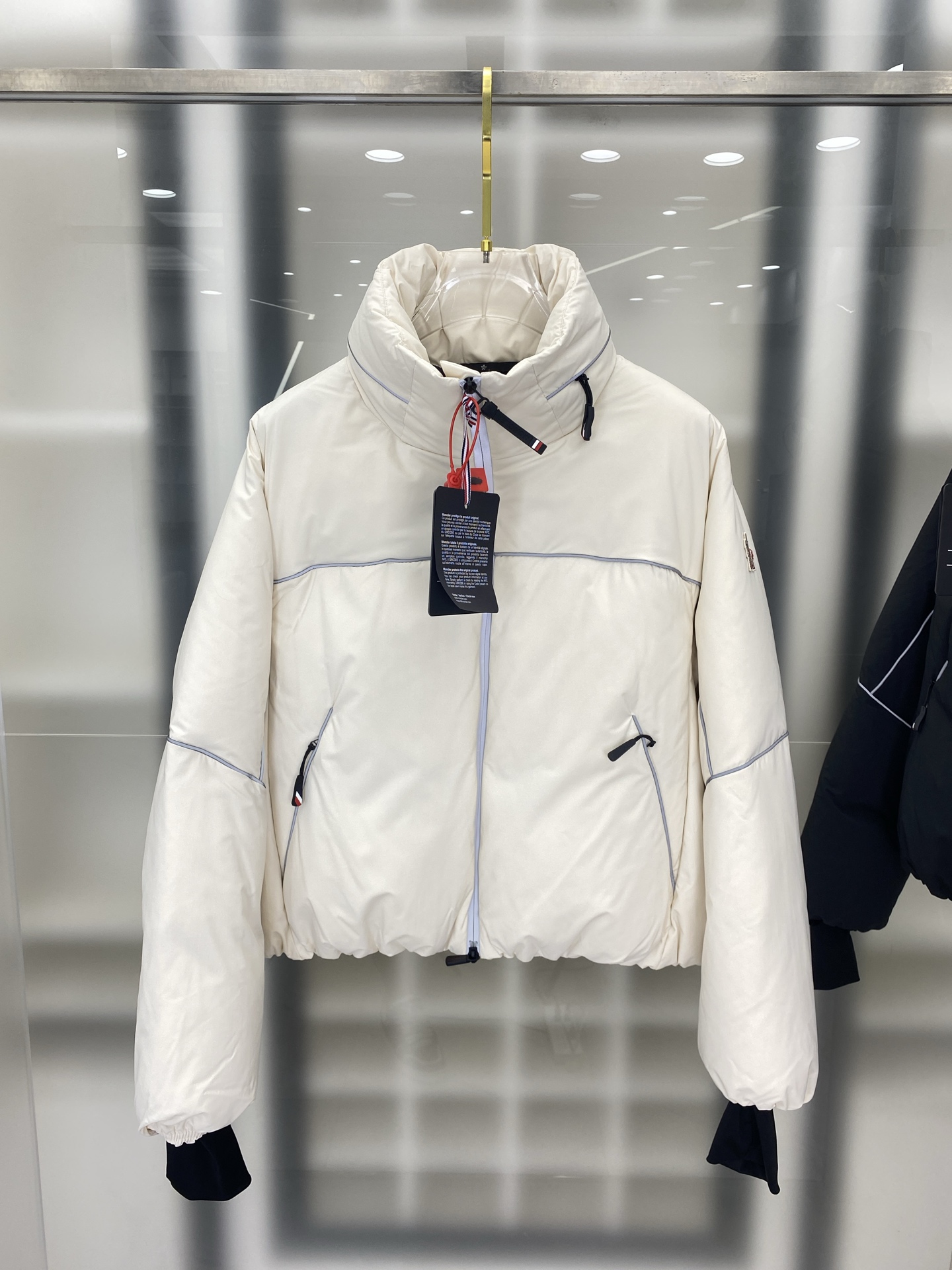 25秋冬暖か服 モンクレール ダウンジャケットアウター メンズ