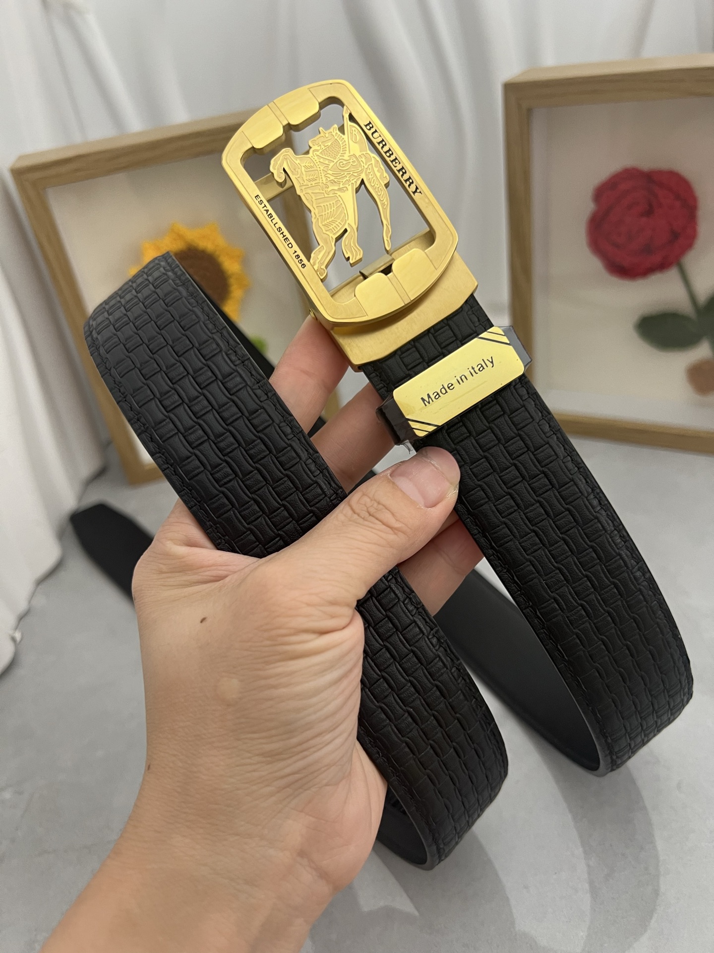 バーバリー 2025新品値下受付 ベルト サンチュール 2508J160+