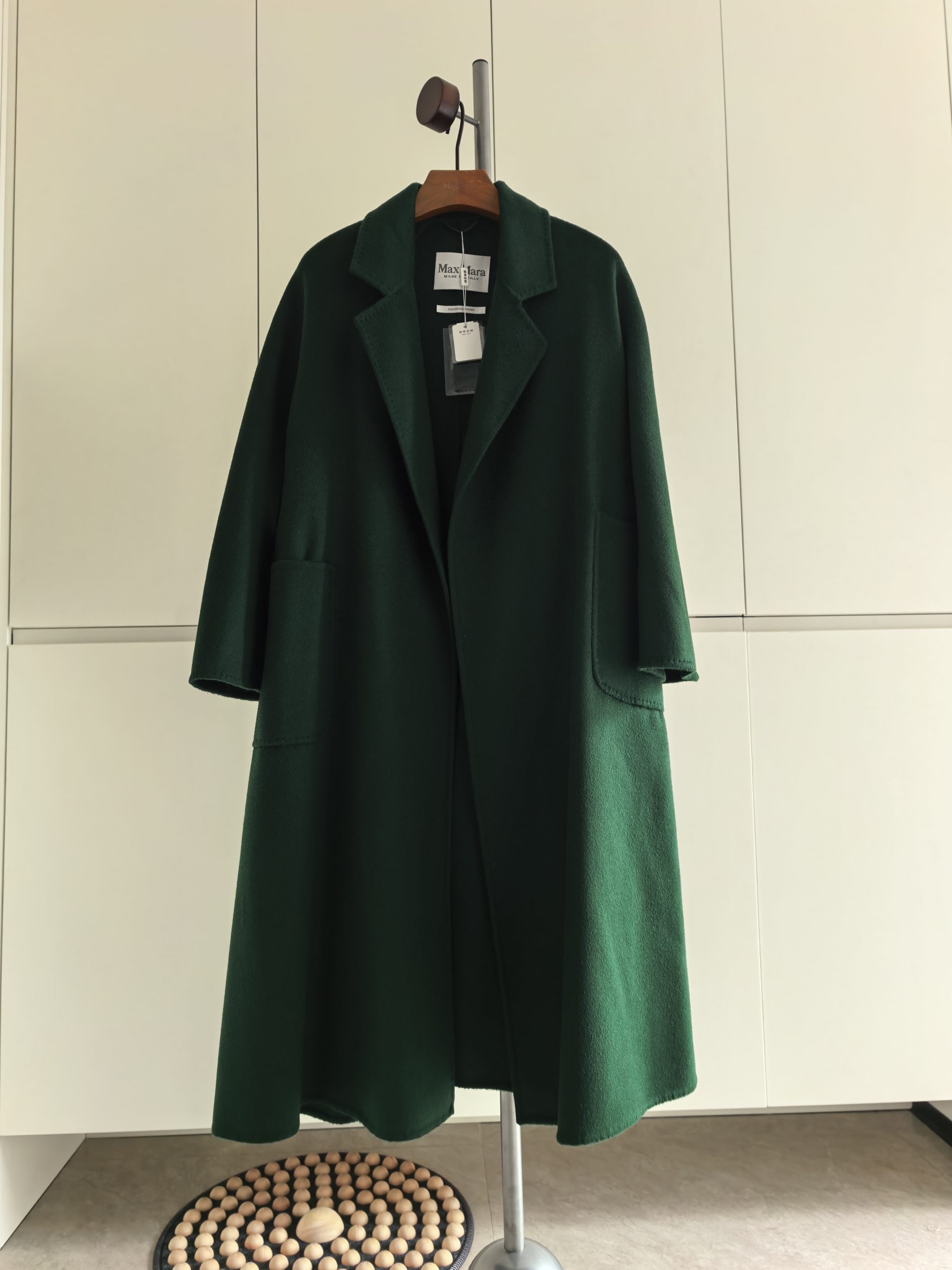 新着アイテム 女性マックスマーラ カシミアコート
