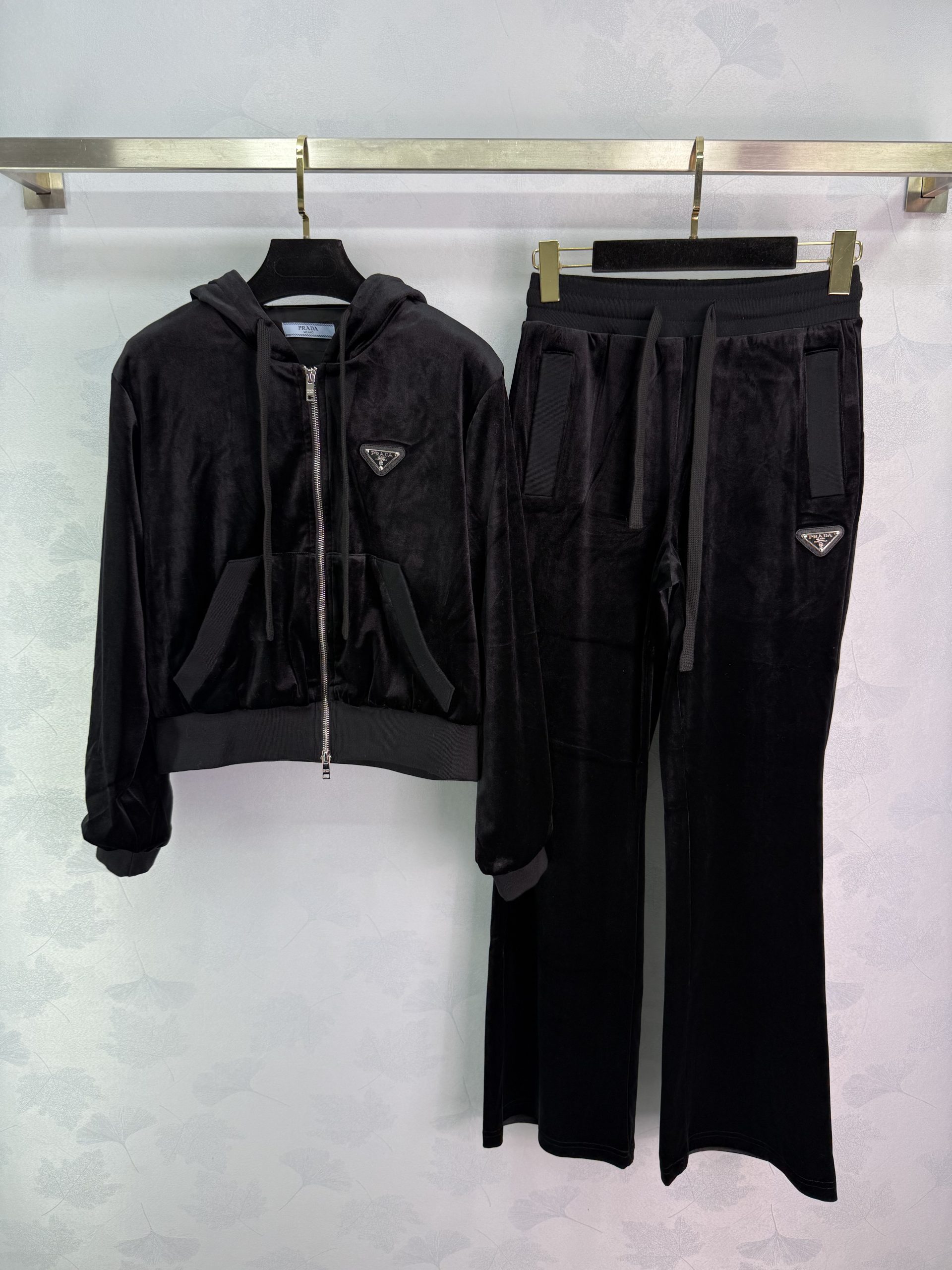 秋冬新品 女性プラダ 上下服 セットアップ