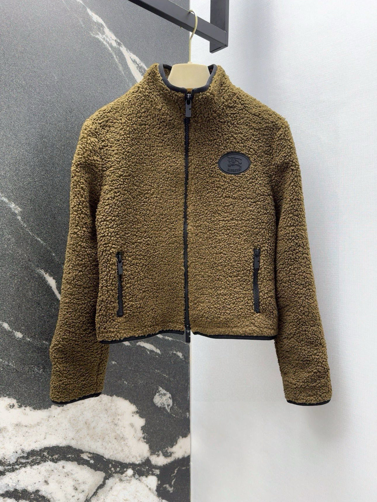 秋冬新品 女性バーバリー アウター/トレンチコート