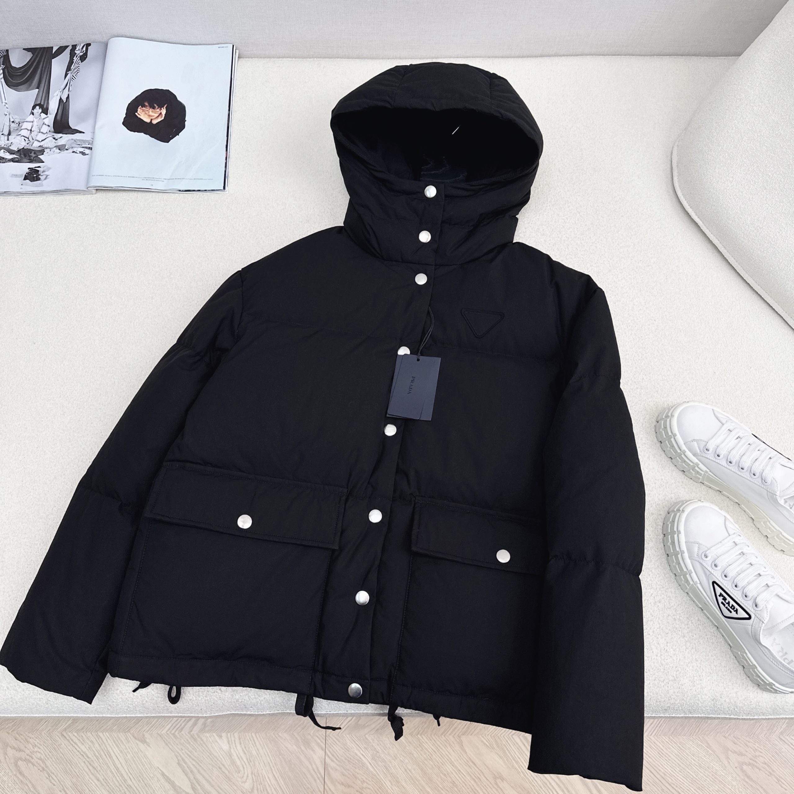 秋冬新品 女性プラダ ダウンジャケットジャケット