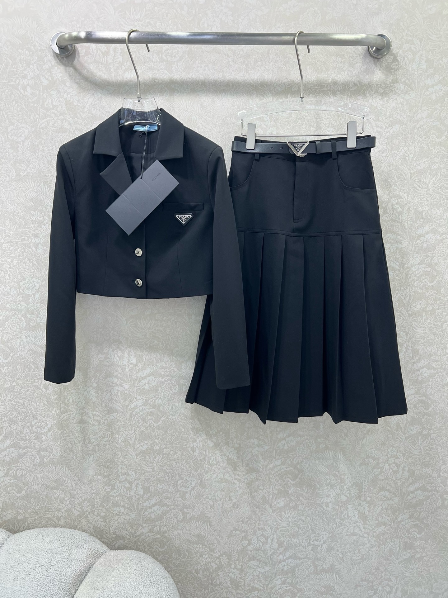 秋冬新品 女性プラダ セットアップ