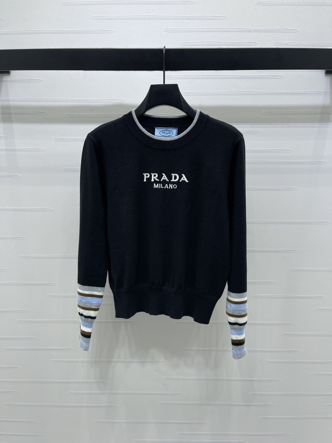 スーパーコピー 女性プラダ 長袖Tシャツ トップス