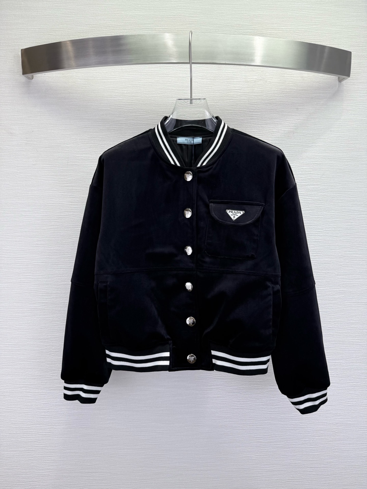 秋冬新品 女性プラダ ジャケット 衣料品 アウター