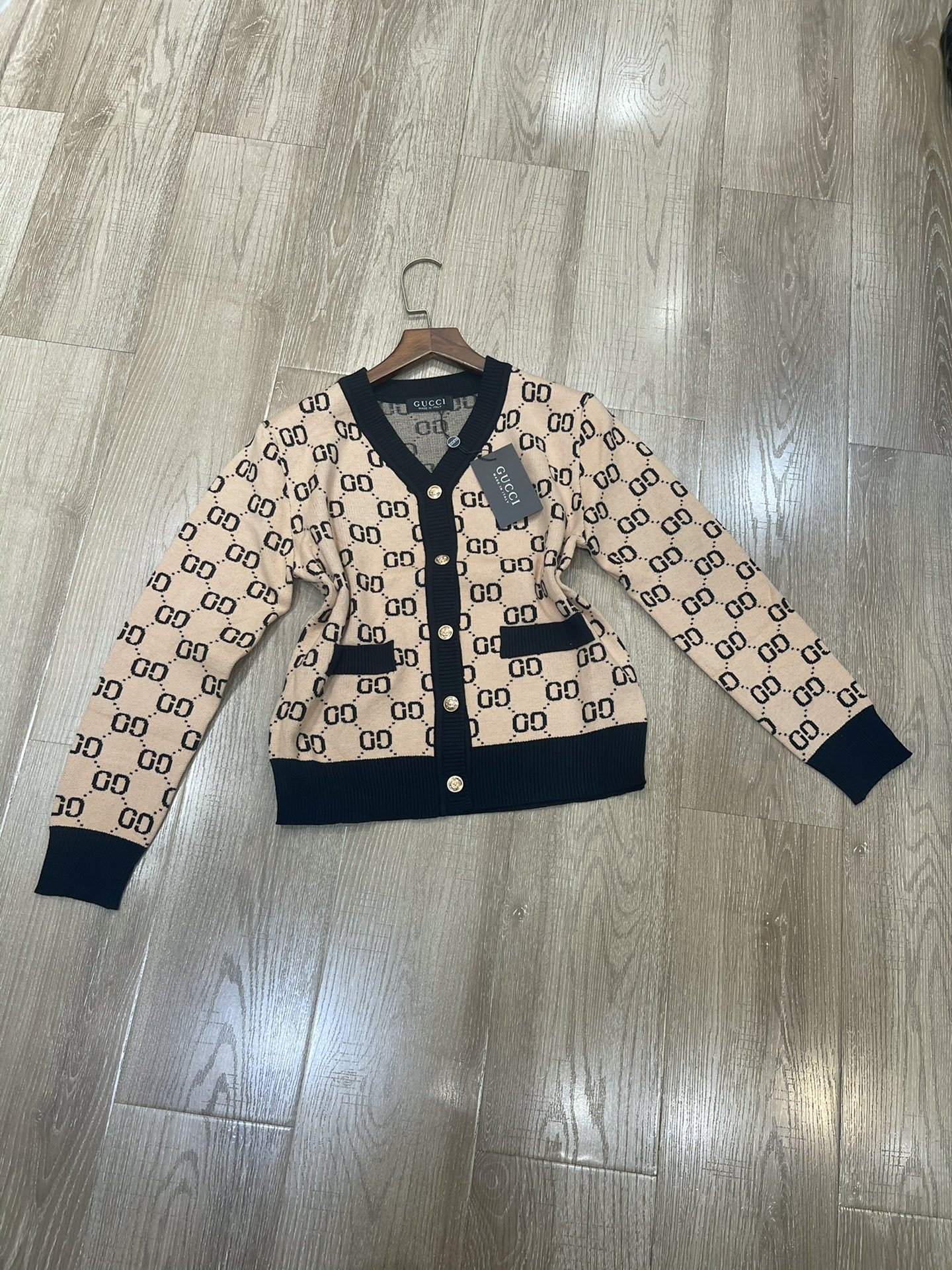 秋冬新品 女性グッチ トップス/アウター