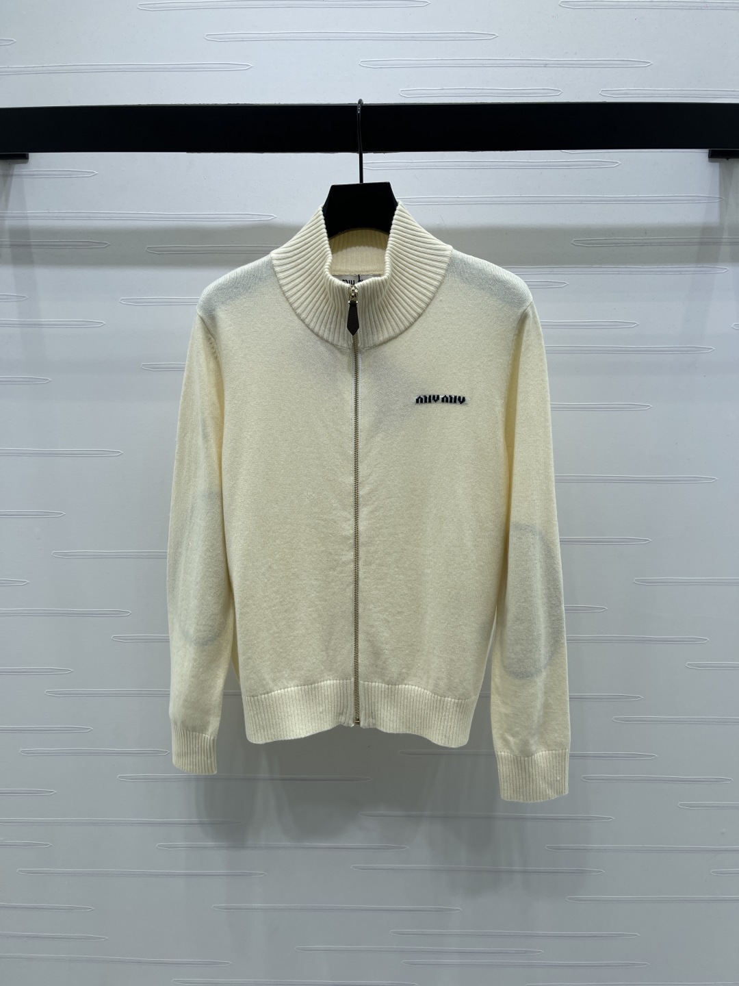 秋冬新品 女性ミュウミュウ カーディガン