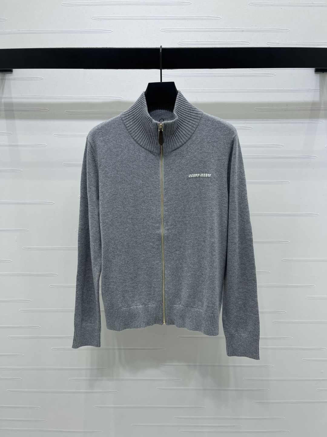 秋冬新品 女性ミュウミュウ カーディガン