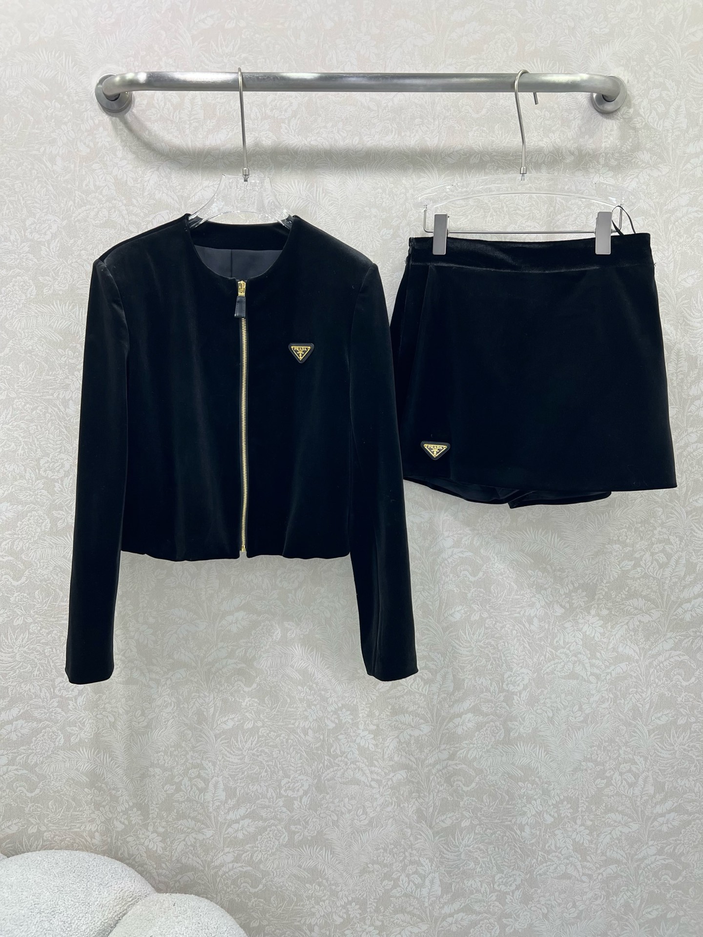 秋冬新品 女性プラダ セットアップ