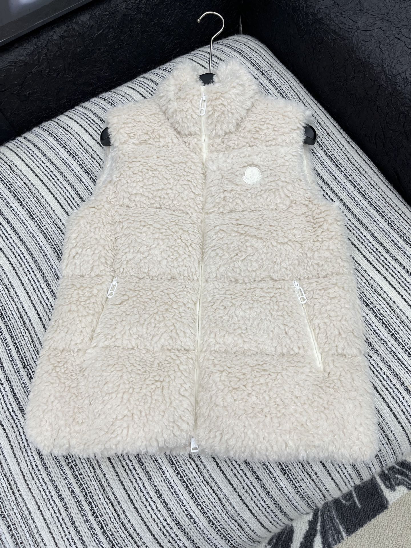 秋冬新品 女性モンクレール アウター ダウンベスト