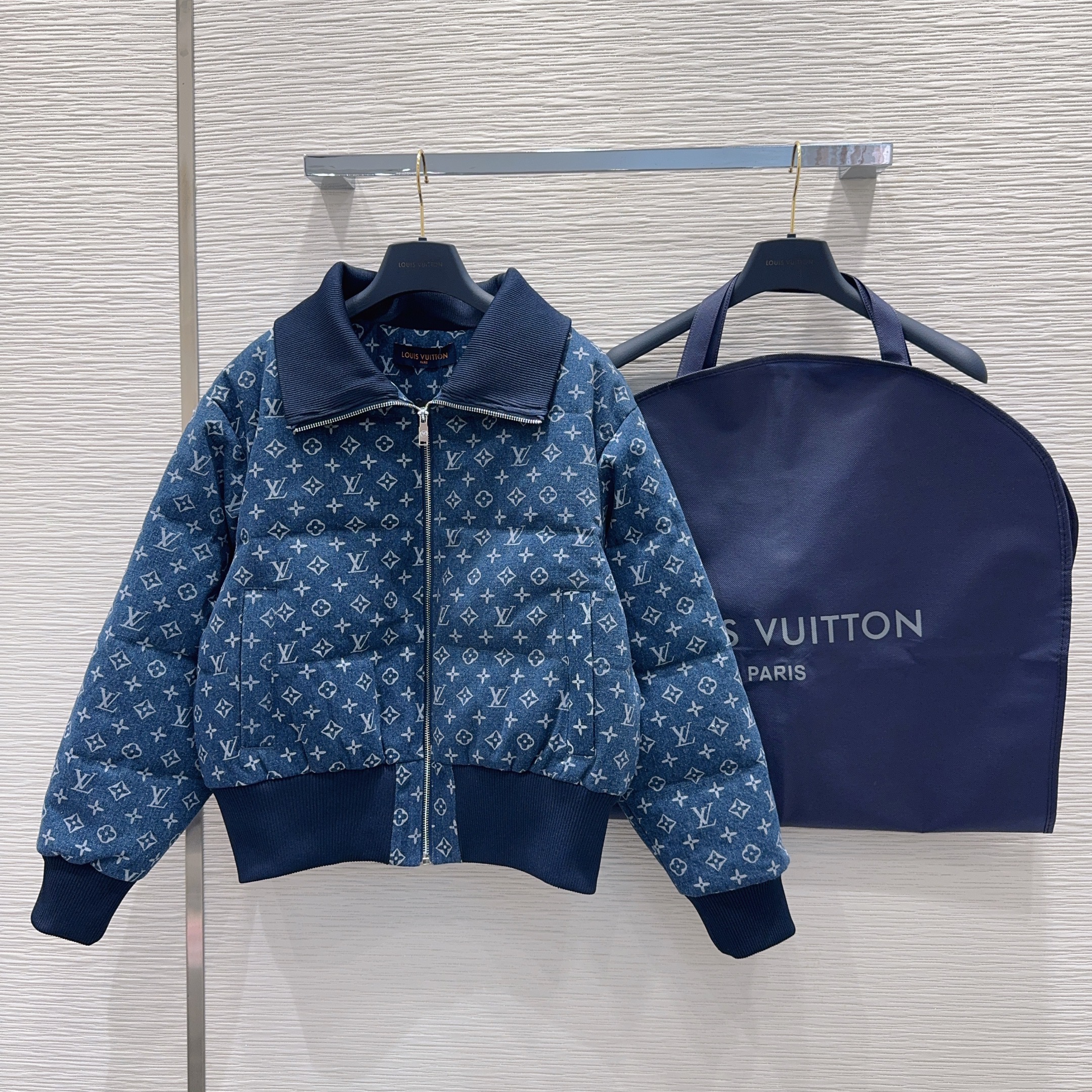 秋冬新品 女性ルイヴィトン ダウンジャケットジャケット