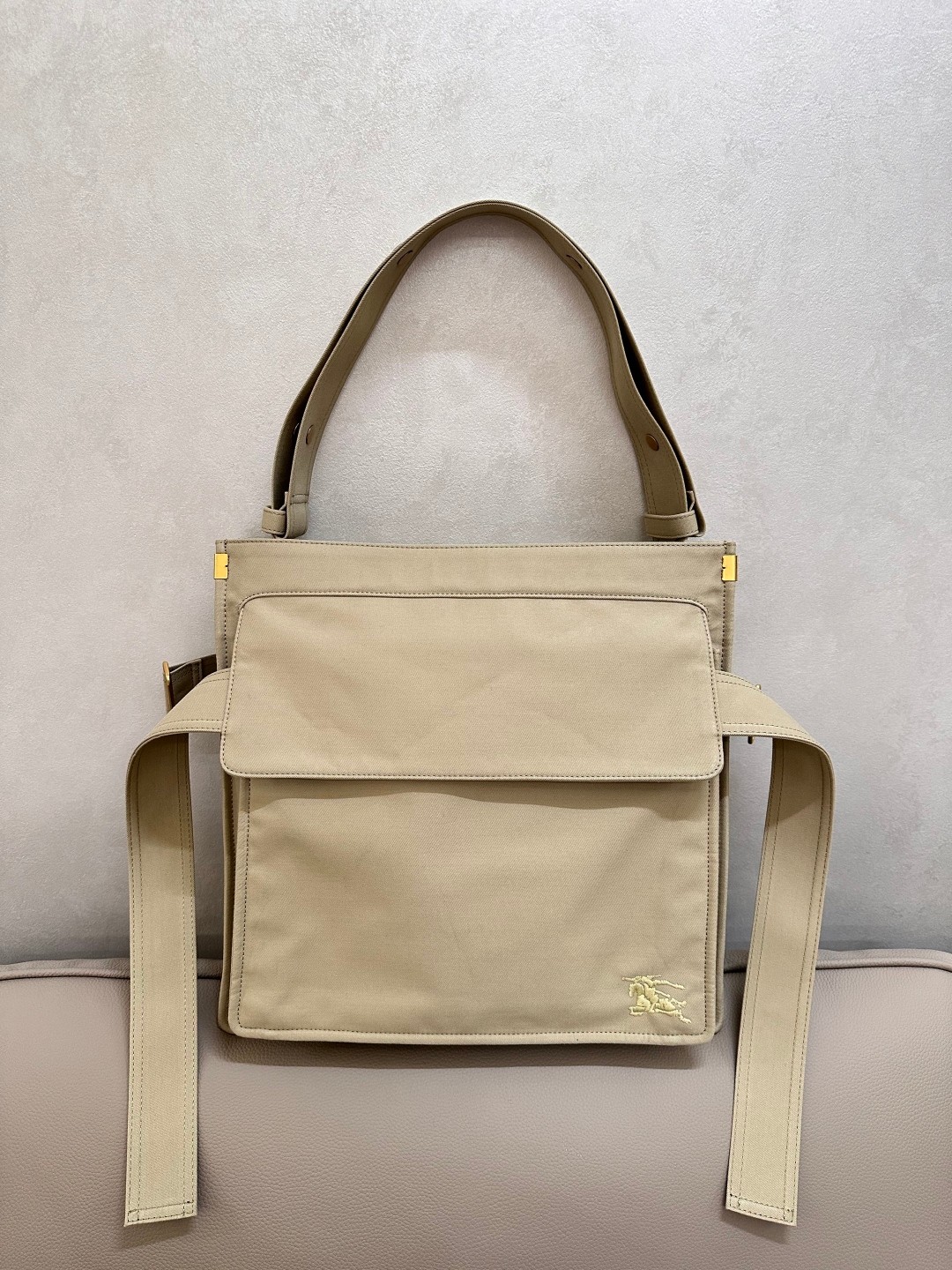 25SS最新作バーバリー バッグ 鞄 カバン TOTE バッグ