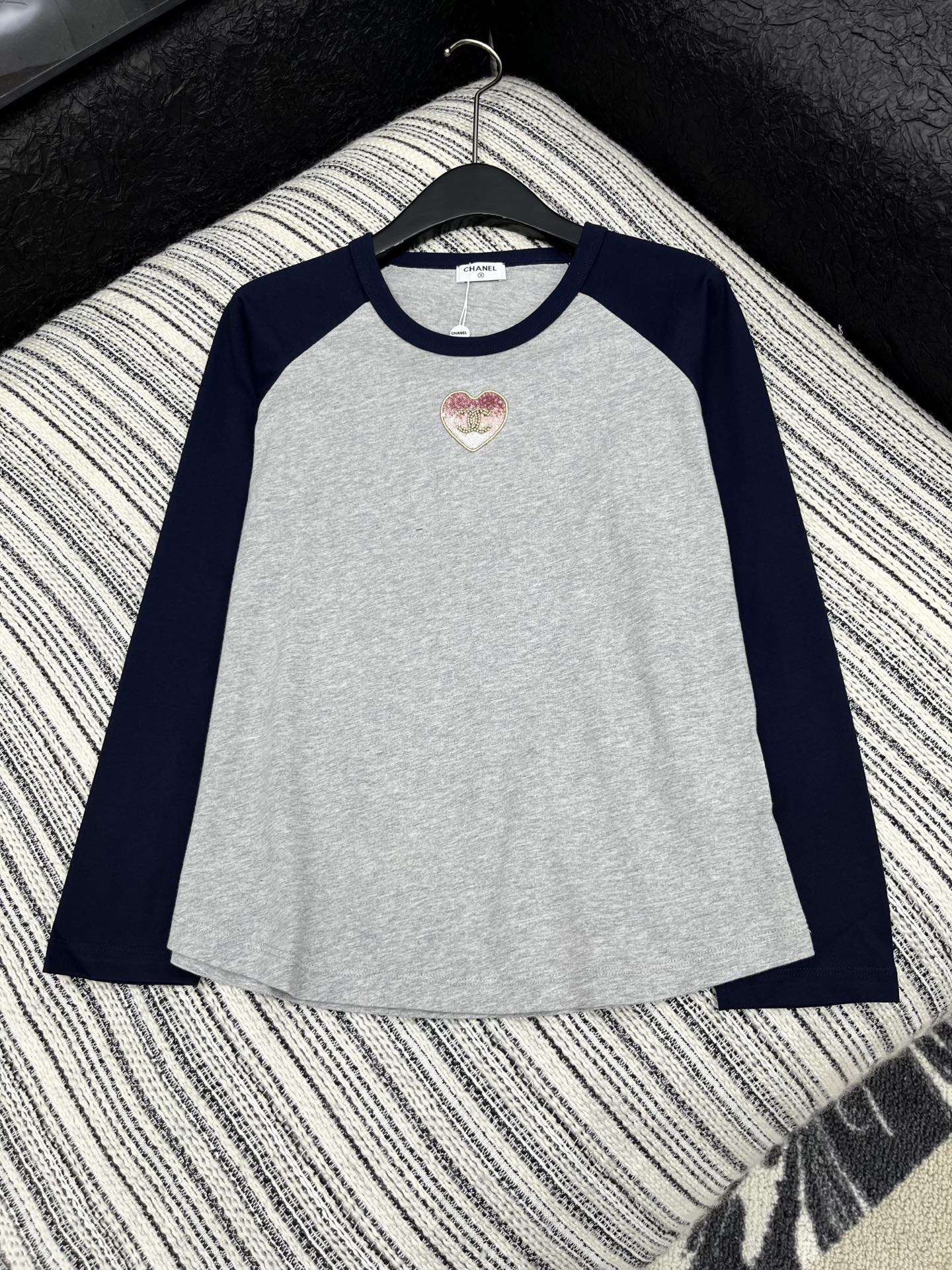 秋冬新品 女性ファッションシャネル 長袖Tシャツ トップス