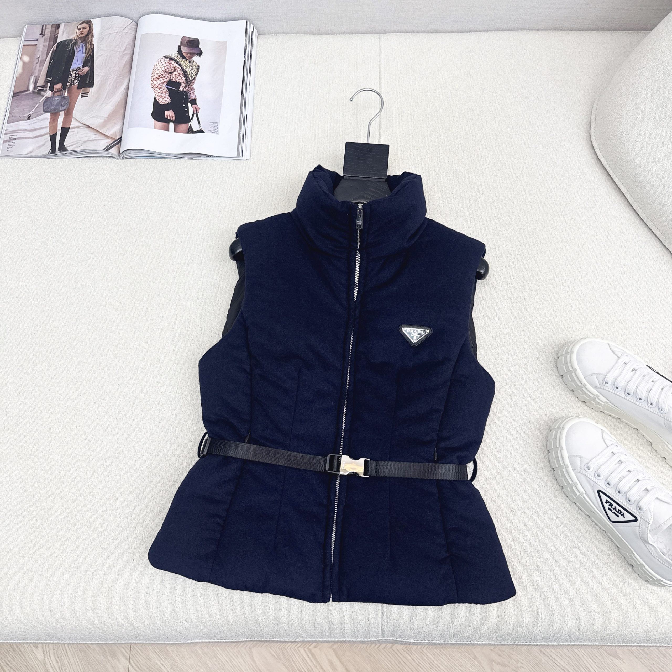 秋冬新品 女性プラダ ダウンジャケットジャケット