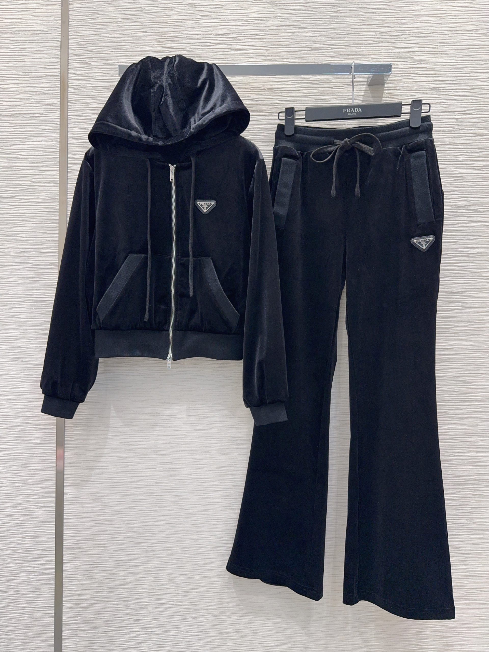 秋冬新品 女性プラダ 上下服 セットアップ