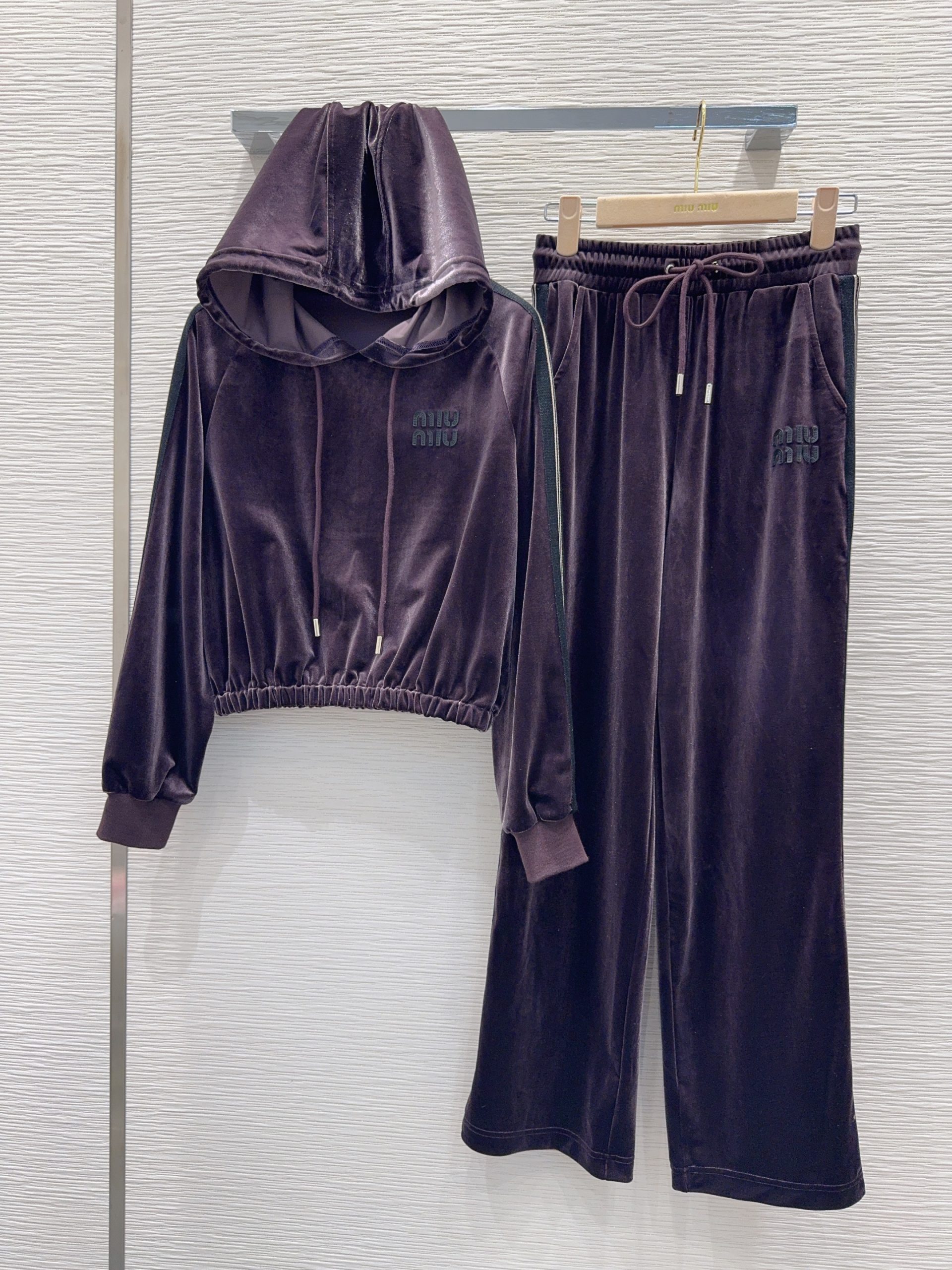 秋冬新品 女性ミュウミュウ 上下服 セットアップ