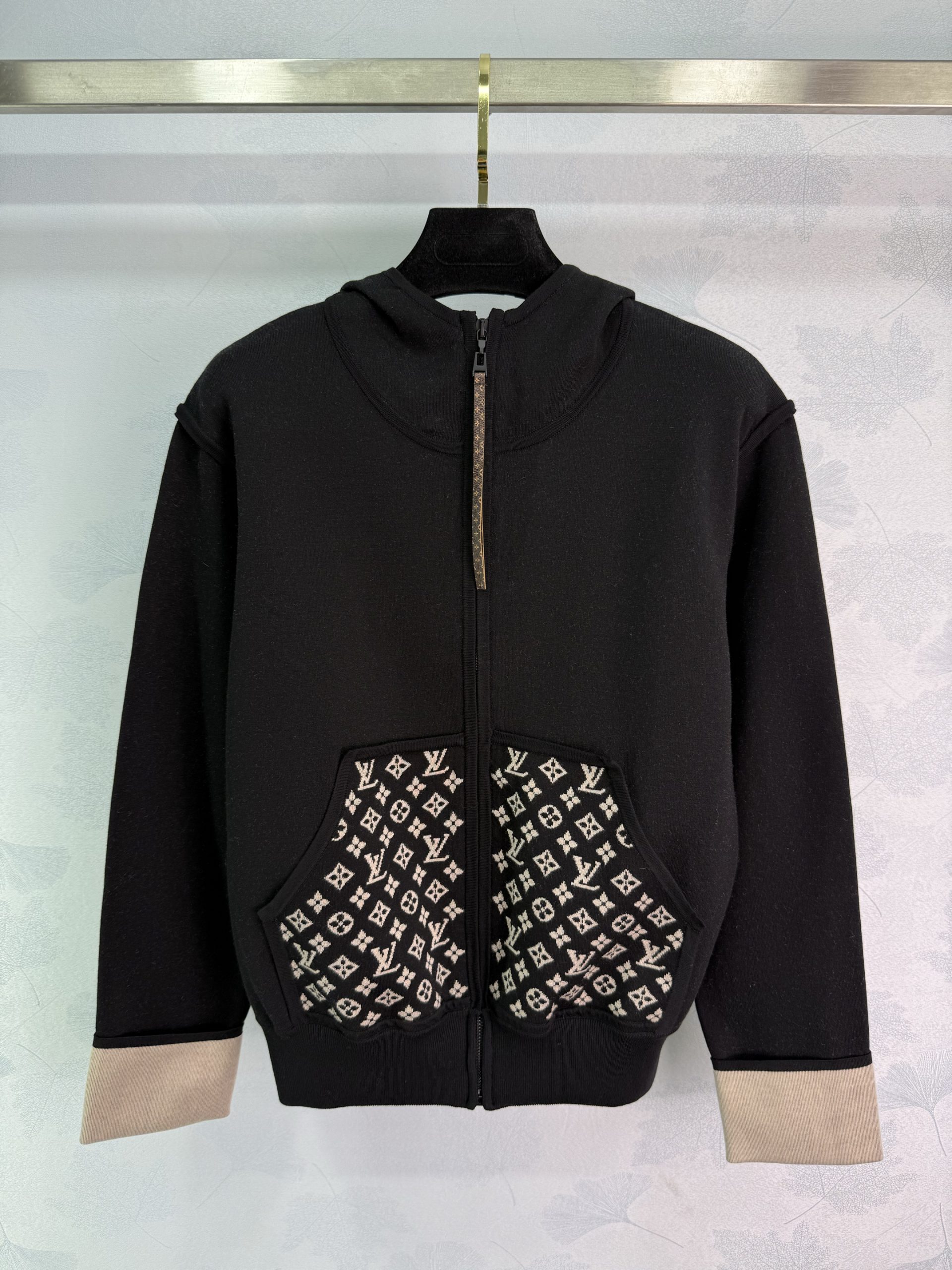 秋冬新品 女性ルイヴィトン トップス/アウター