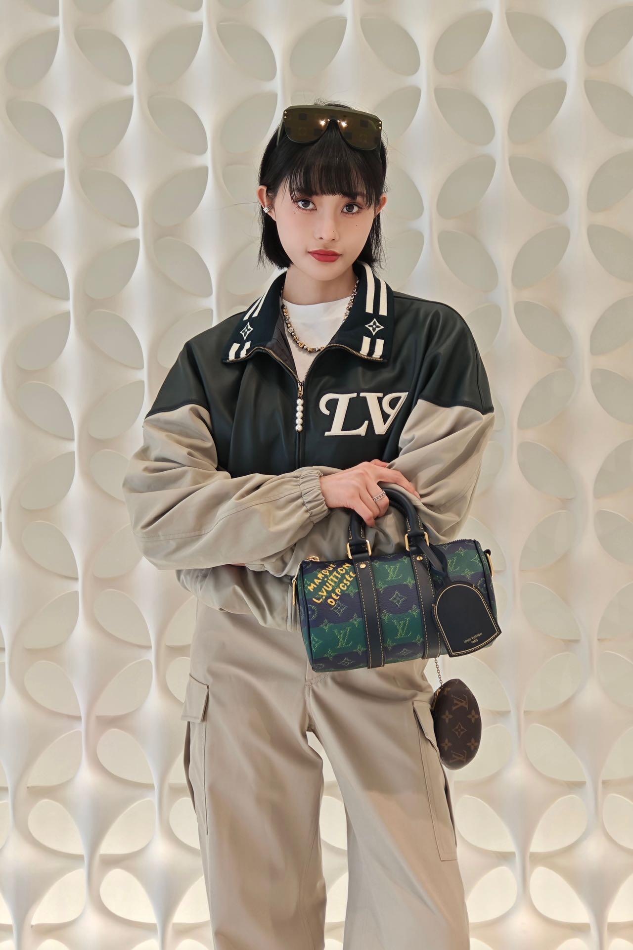 秋冬新品 女性ルイヴィトン アウター/トレンチコート