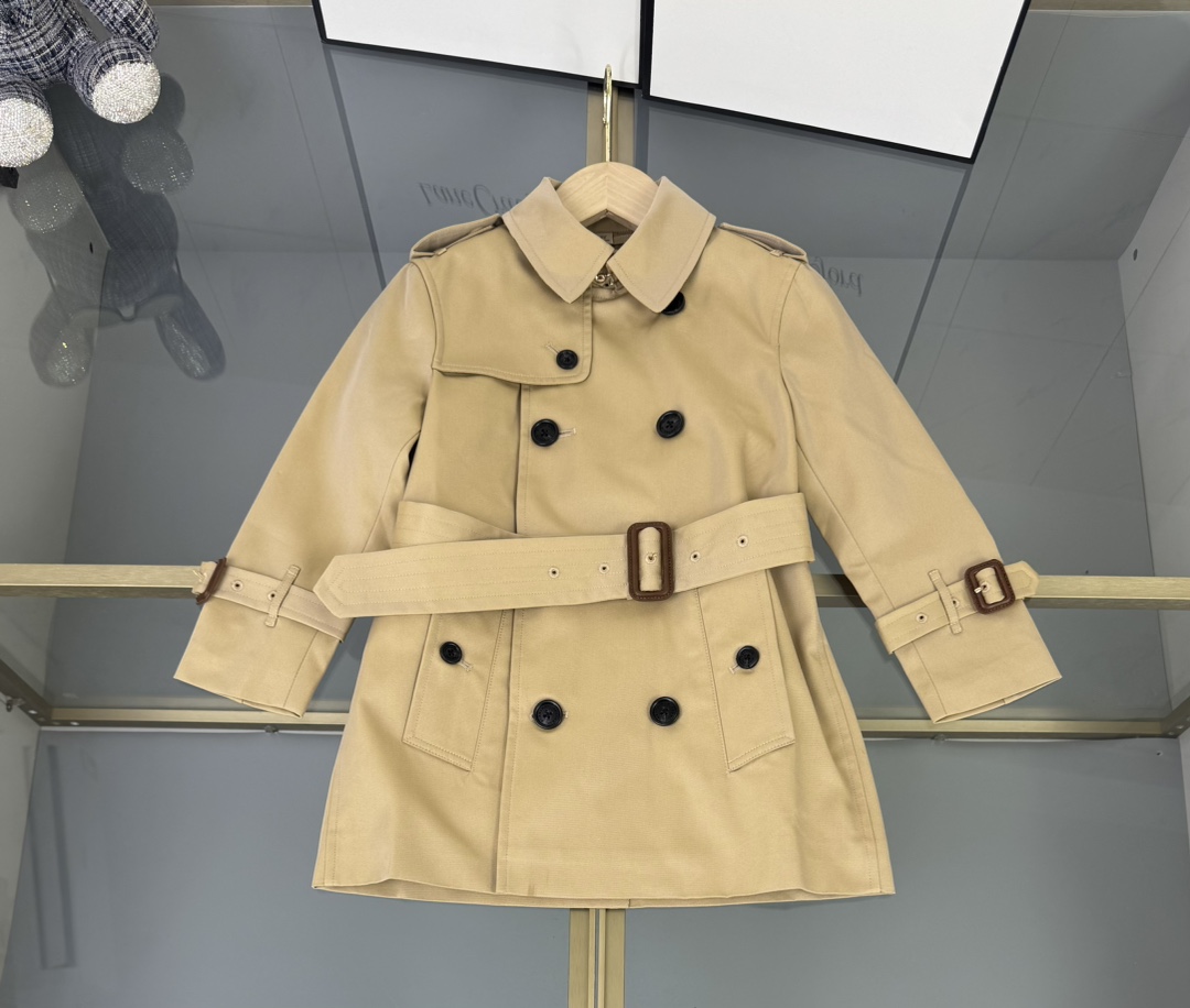 秋冬暖か服バーバリー 子供服 KID アウター/トレンチコート