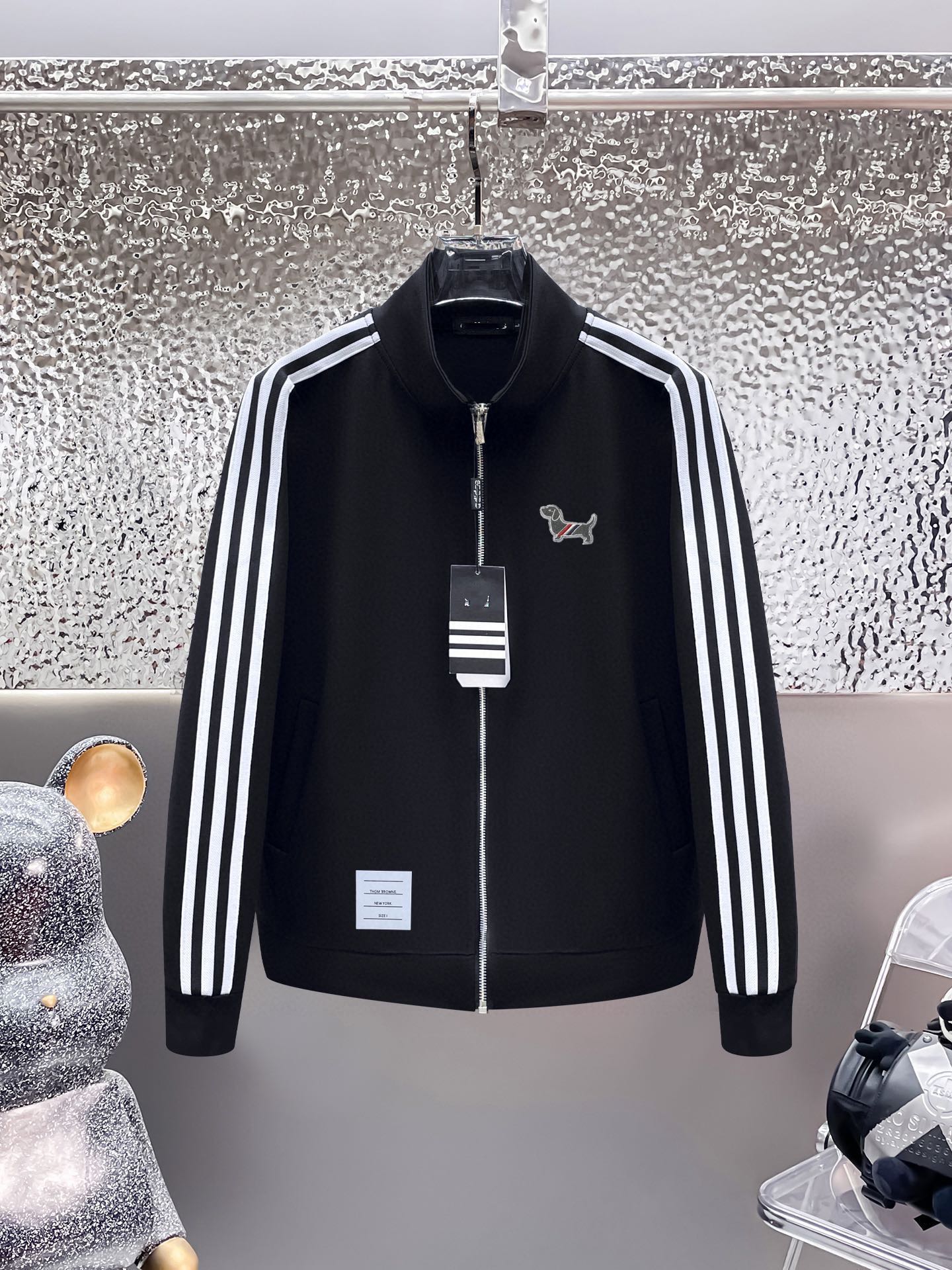 25秋冬ブランド通販 トムブラウン 上下服 セットアップ