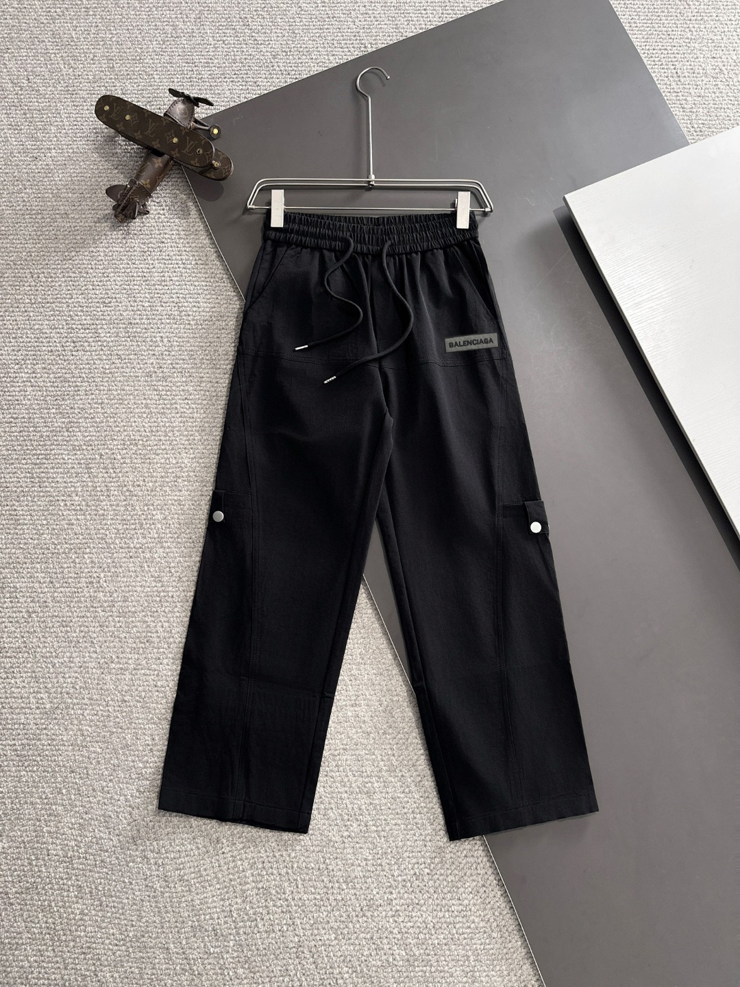25秋冬新品バレンシアガ パンツ スラックス