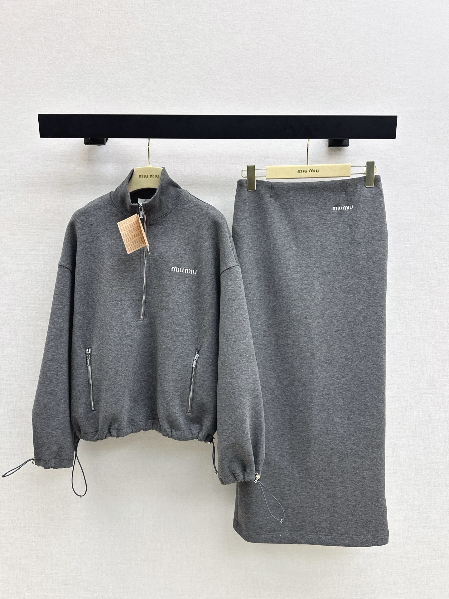 秋冬新品 女性ミュウミュウ 上下服 セットアップ