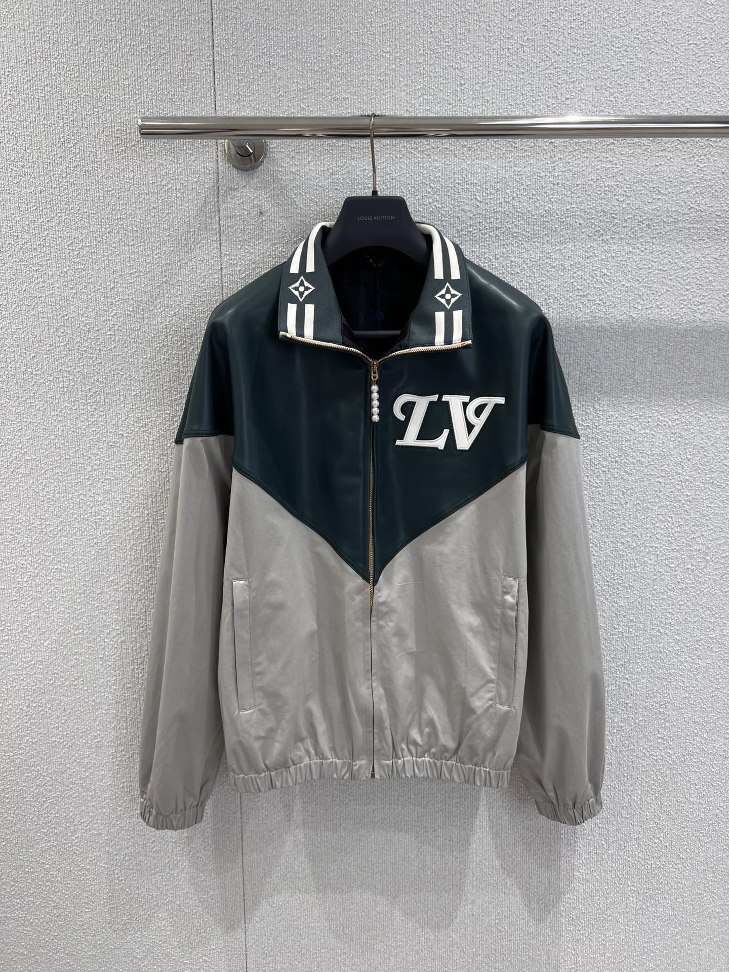 秋冬新品 女性ルイヴィトン アウター/トレンチコート