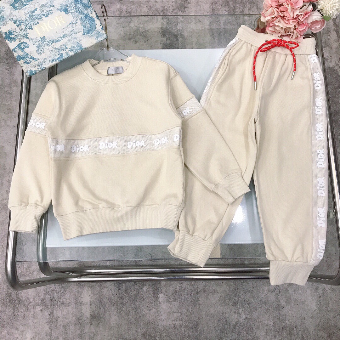 秋冬暖か服クリスチャンディオール 子供服 KID 上下服 セットアップ