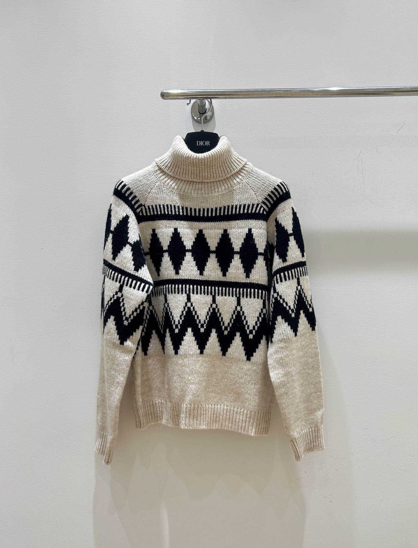 秋冬新品 女性クリスチャンディオール メリハリ トップス